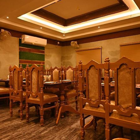 Balasore Hotel Narendra Plaza מראה חיצוני תמונה