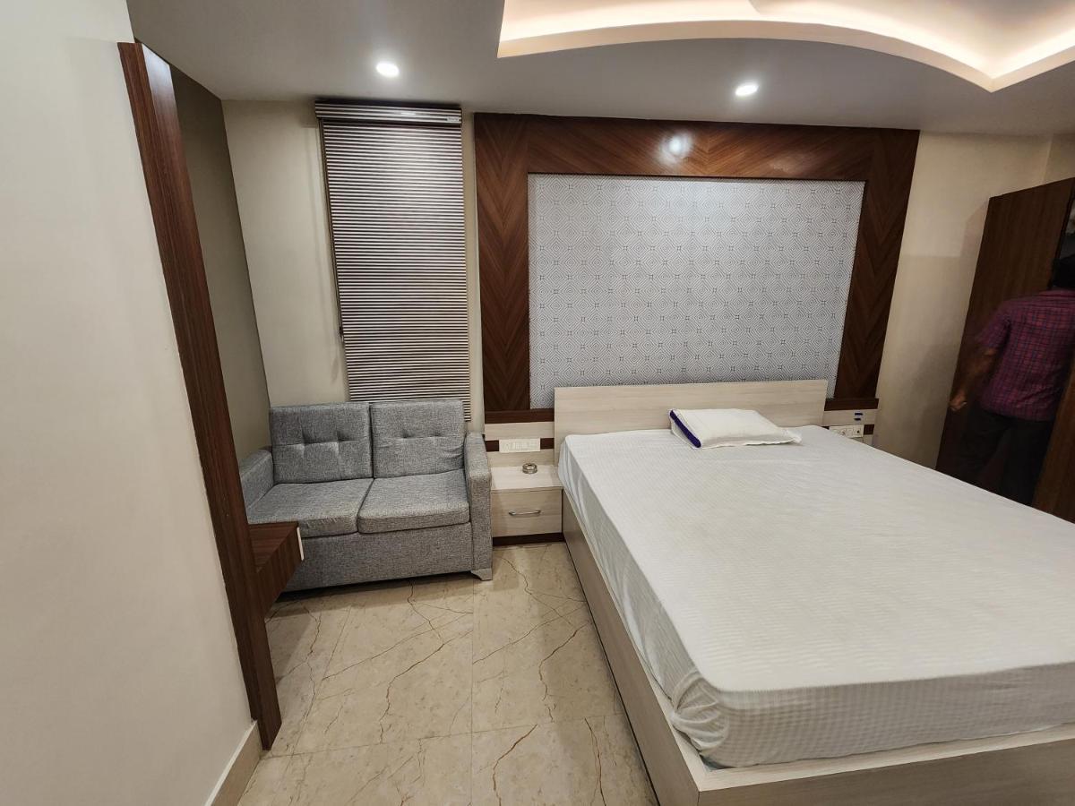 Balasore Hotel Narendra Plaza מראה חיצוני תמונה