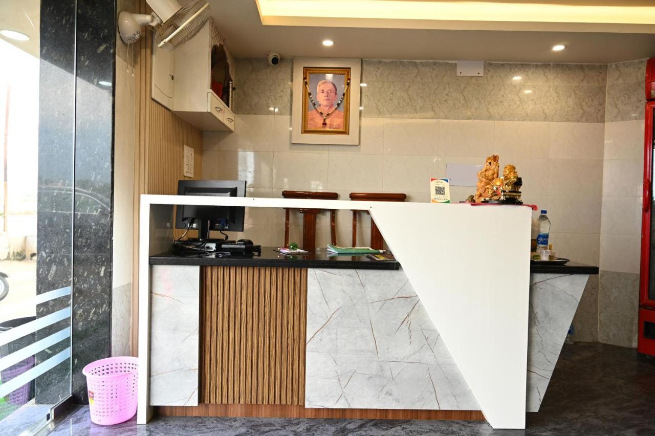Balasore Hotel Narendra Plaza מראה חיצוני תמונה